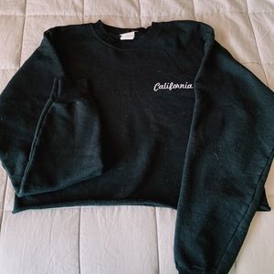 Cropped cali crewneck